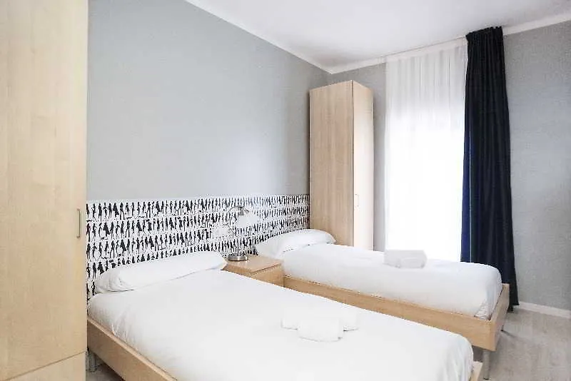 Fira Apartments By Gaiarooms Barcelona