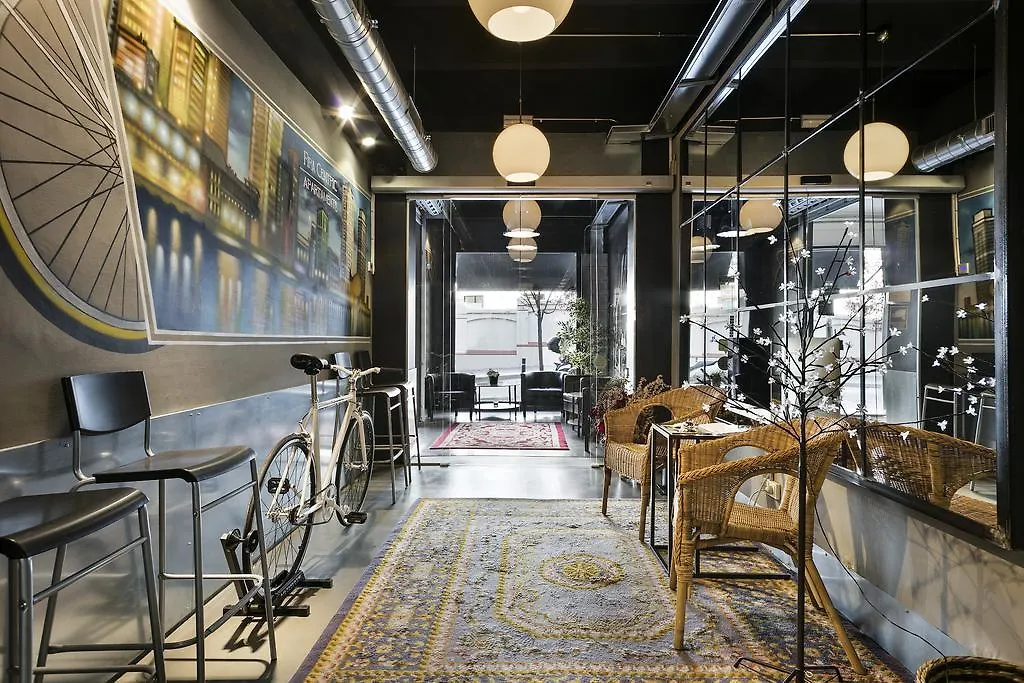 Fira Apartments By Gaiarooms Barcelona