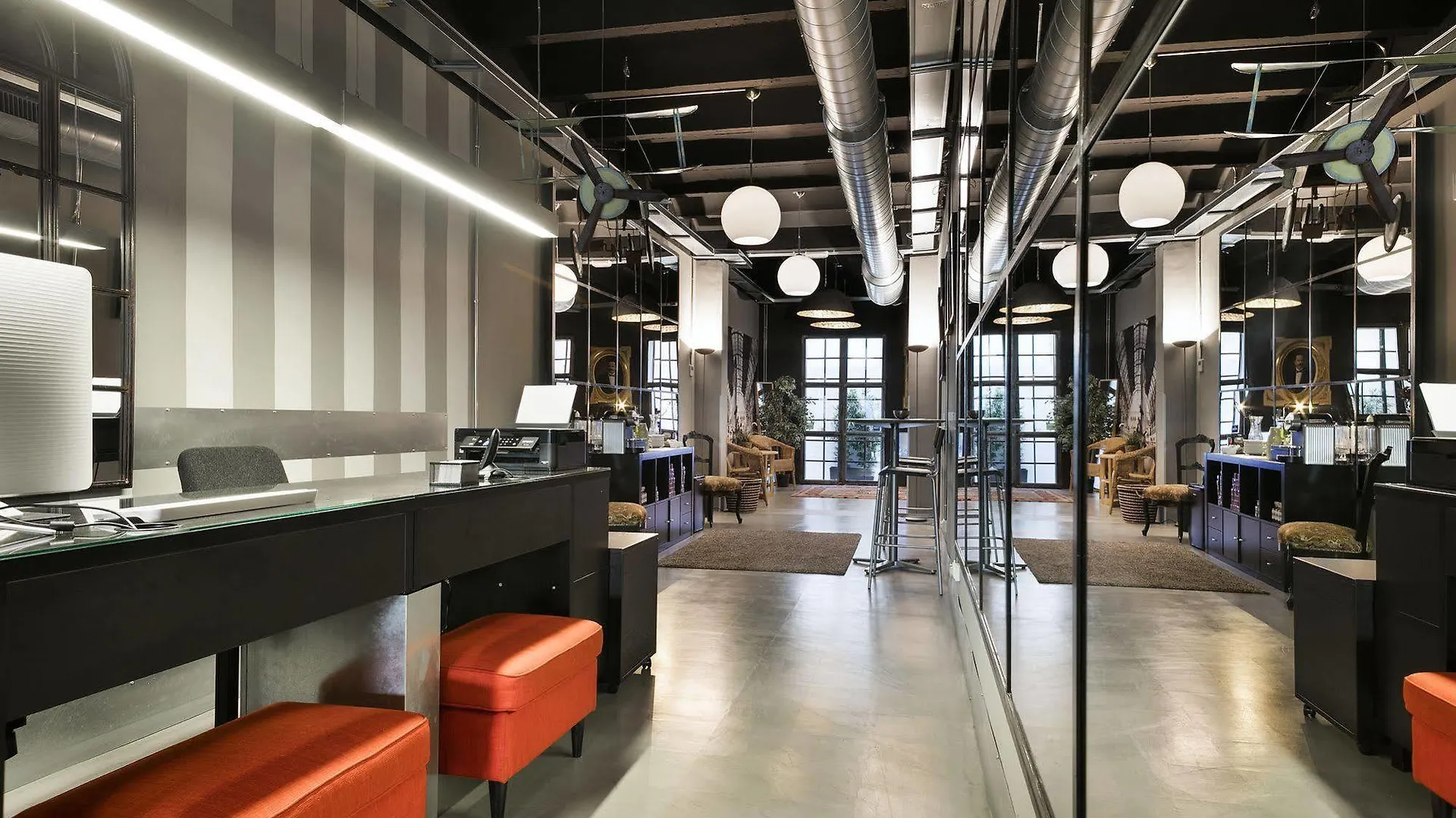 Fira Apartments By Gaiarooms Barcelona