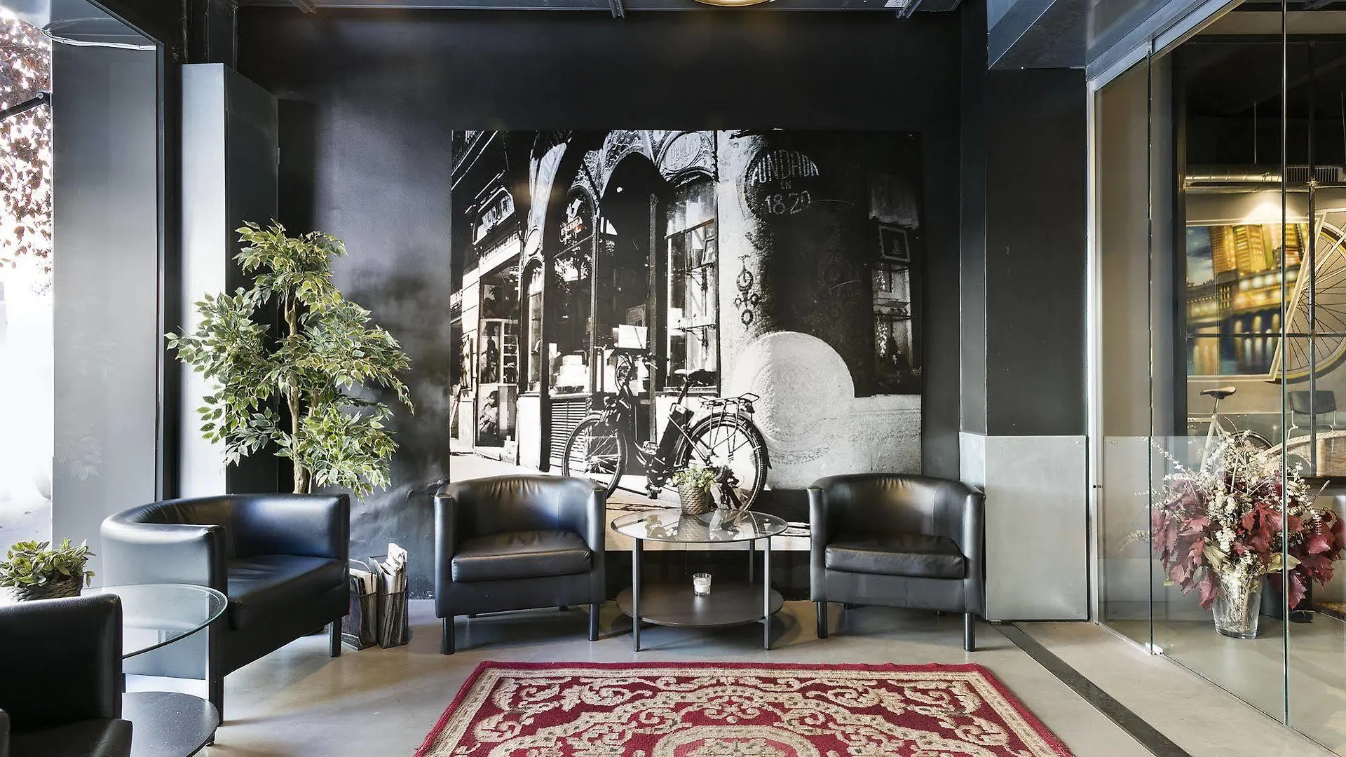Fira Apartments By Gaiarooms Barcelona