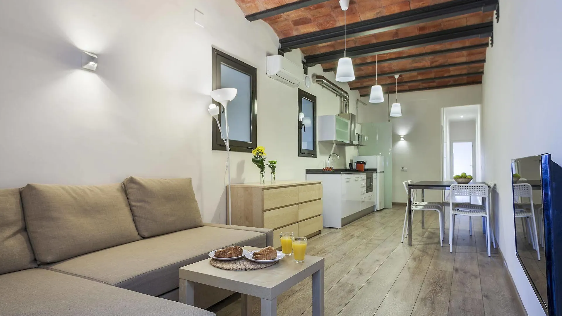 Fira Apartments By Gaiarooms Barcelona 0*,  Spanyolország