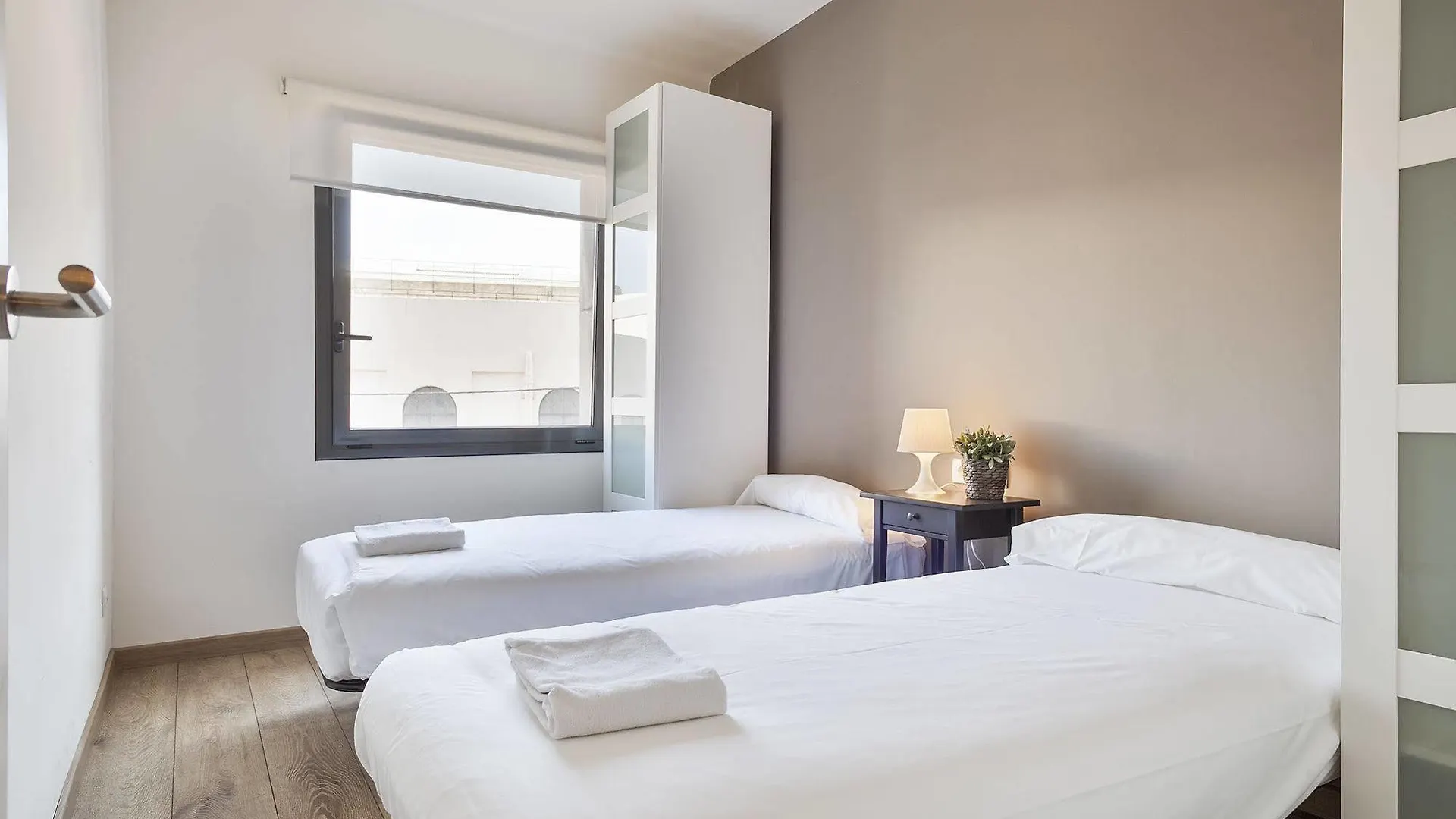 Fira Apartments By Gaiarooms Barcelona