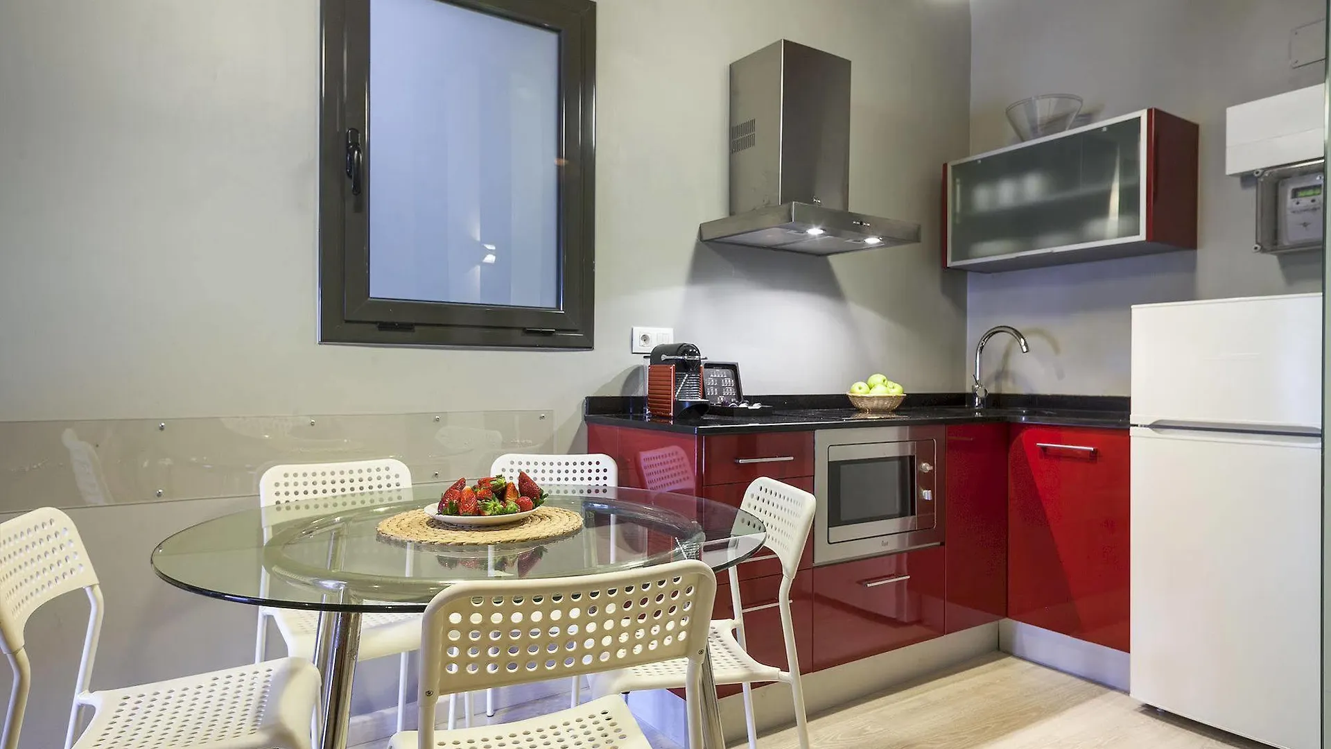 Fira Apartments By Gaiarooms Barcelona