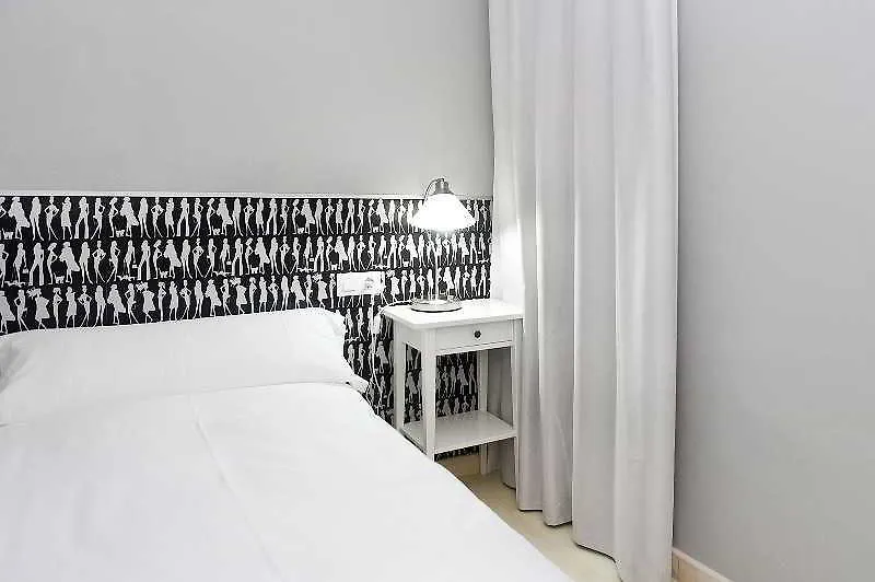 Fira Apartments By Gaiarooms Barcelona